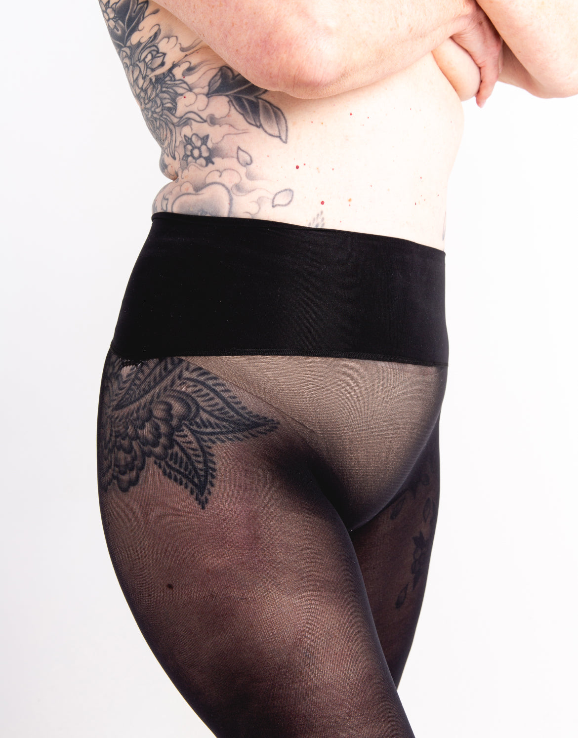 Semi Noir Tights
