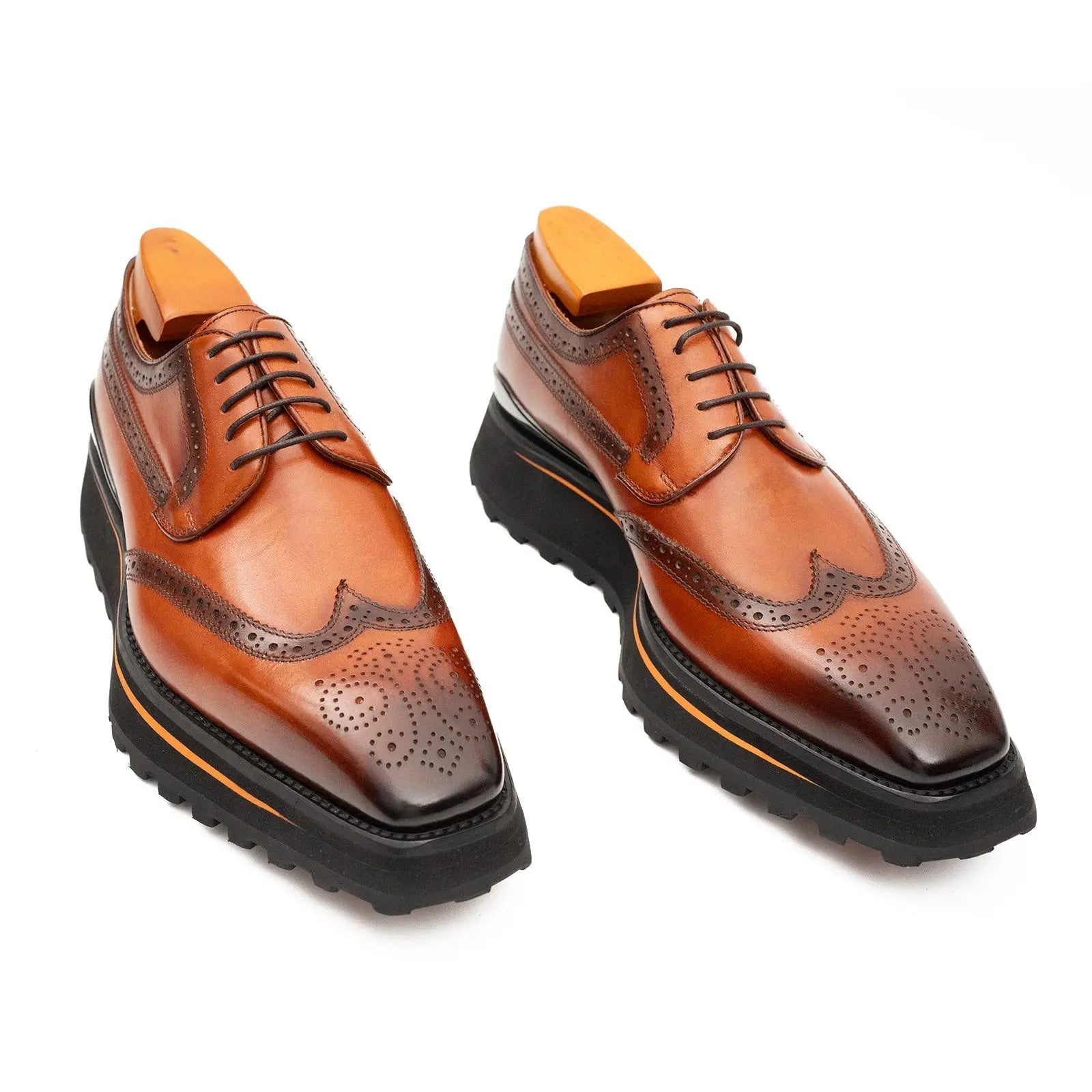Thick-Soled Calfskin Formal Brogue Derby Shoes | Brown