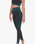 Trois Seamless Legging | Black and Teal Blue