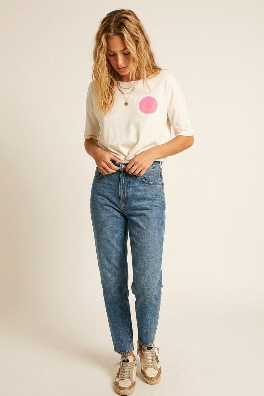 White Smiley Face Casual Short Sleeve Sweatshirt
