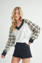 Crochet Contrast Stitching V-Neck Top