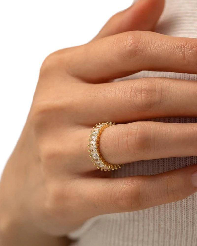 Adjustable Band Zircon Ring