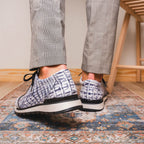 Alonzo Sneaker | Newspaper