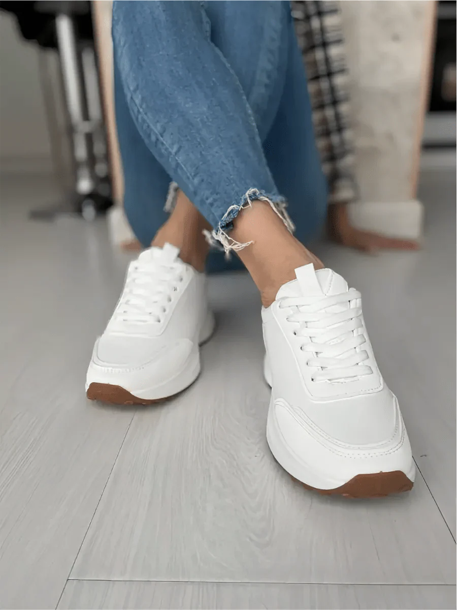 Alyssa Women’s Sneakers