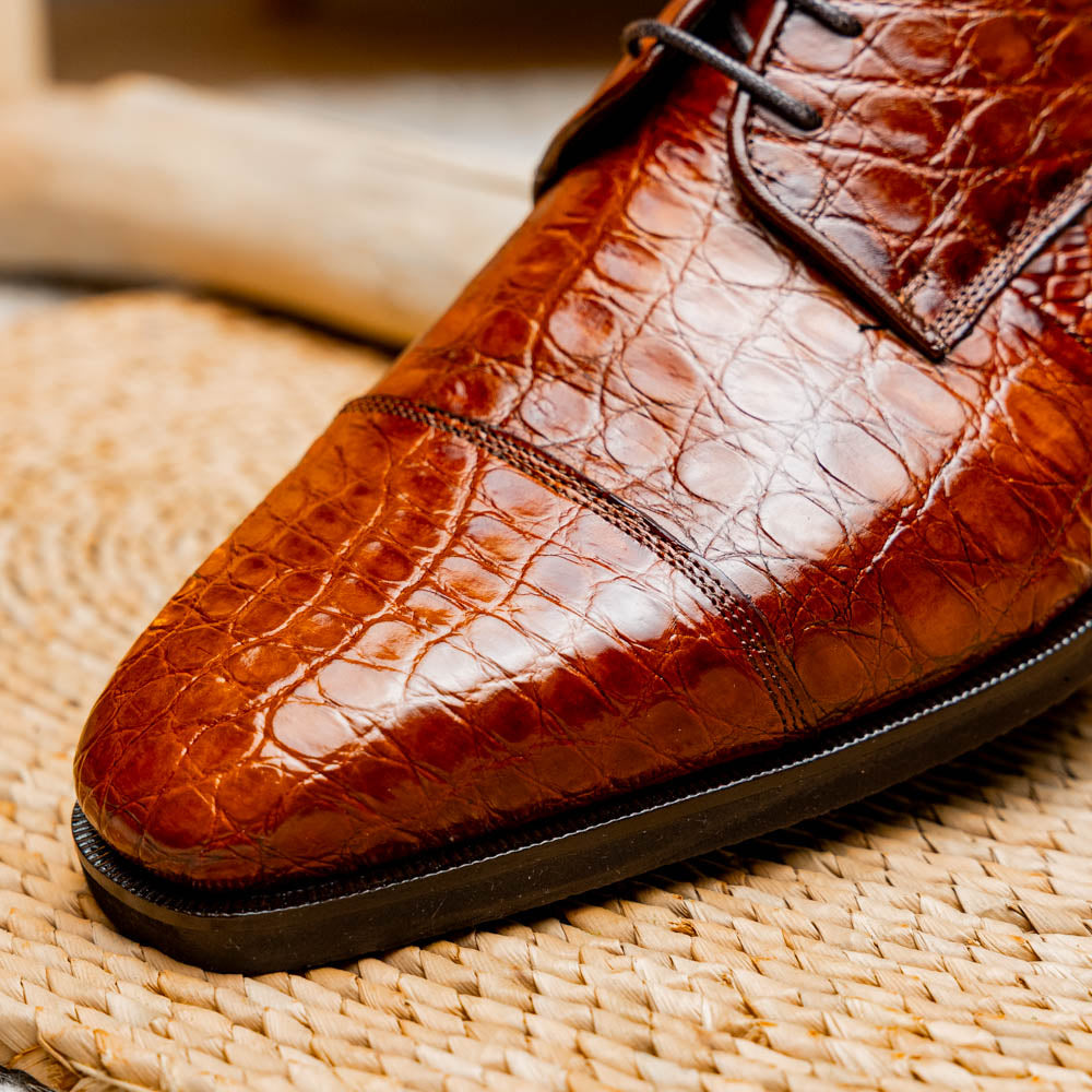 Andrea Crocodile Lace-Up | Cognac