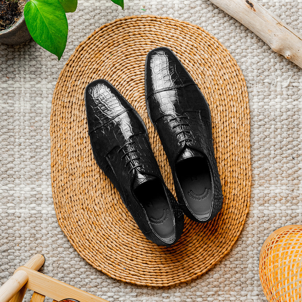 Andrea Crocodile Lace-Up | Black