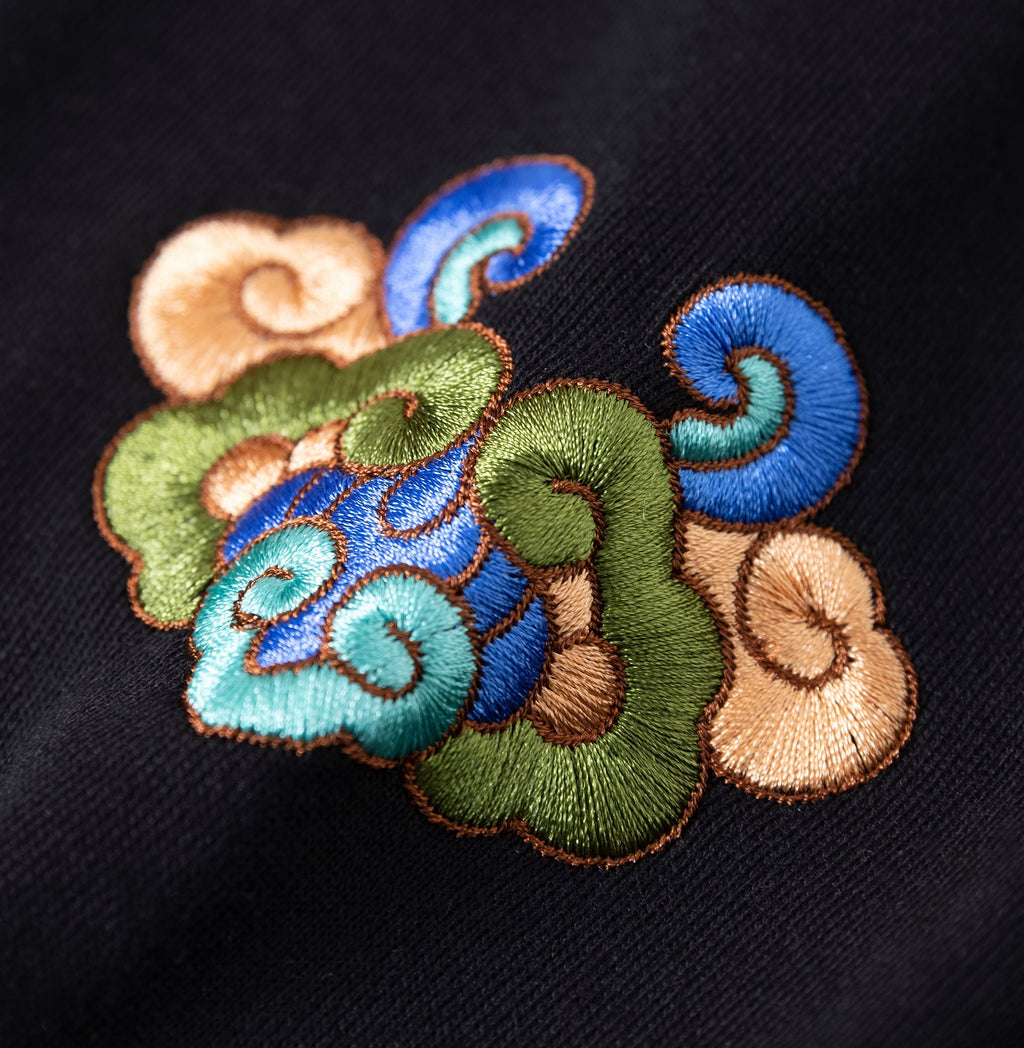 Mountains Embroidery Hoodie | KH9232