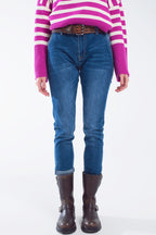 Basic Straigh Jeans with Side Pockets in Mid Wash