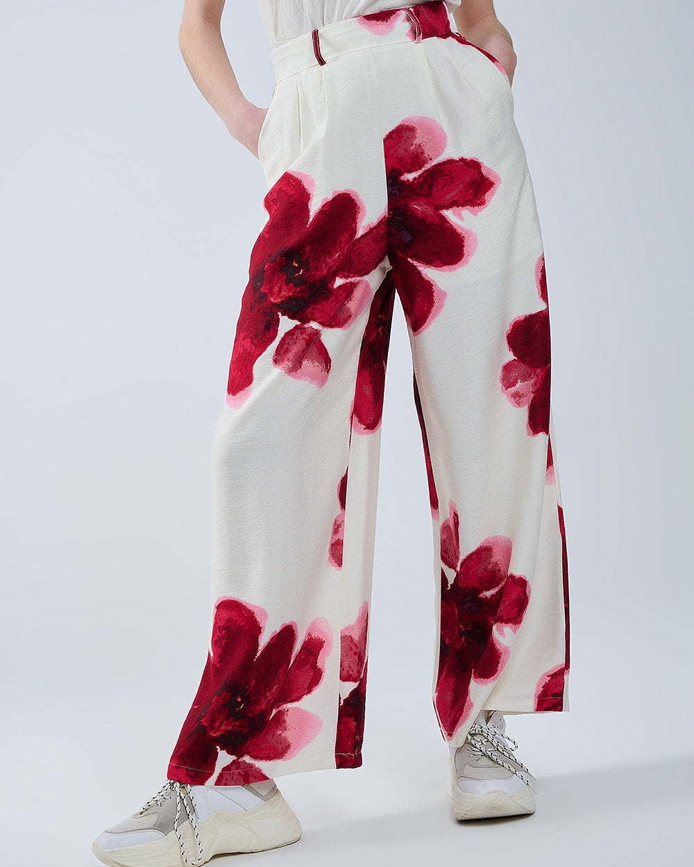 Beige Palazzo Pants With Red Tropical Flower Print and Matching Belt