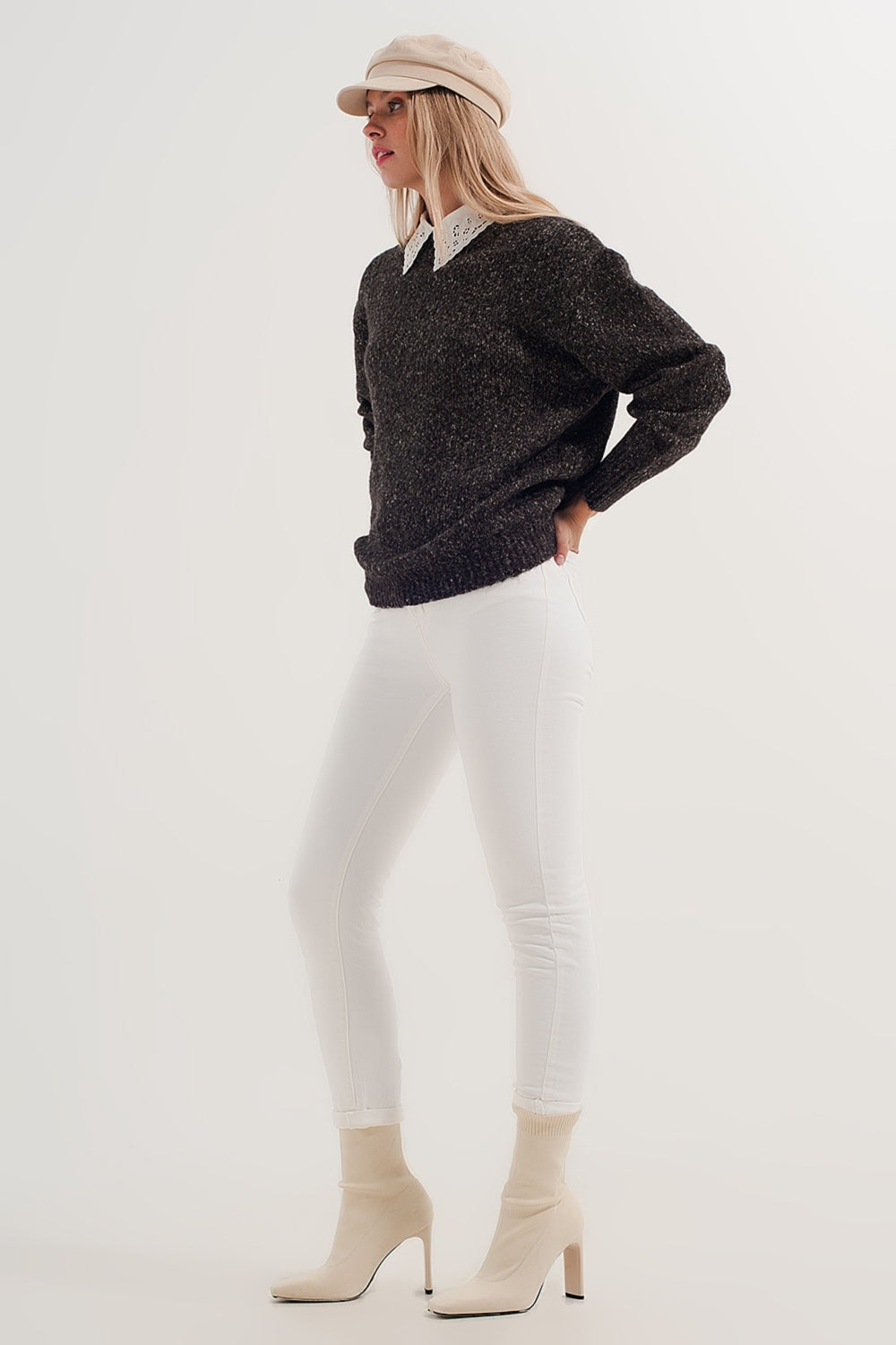 Black Sweater with Round Collar