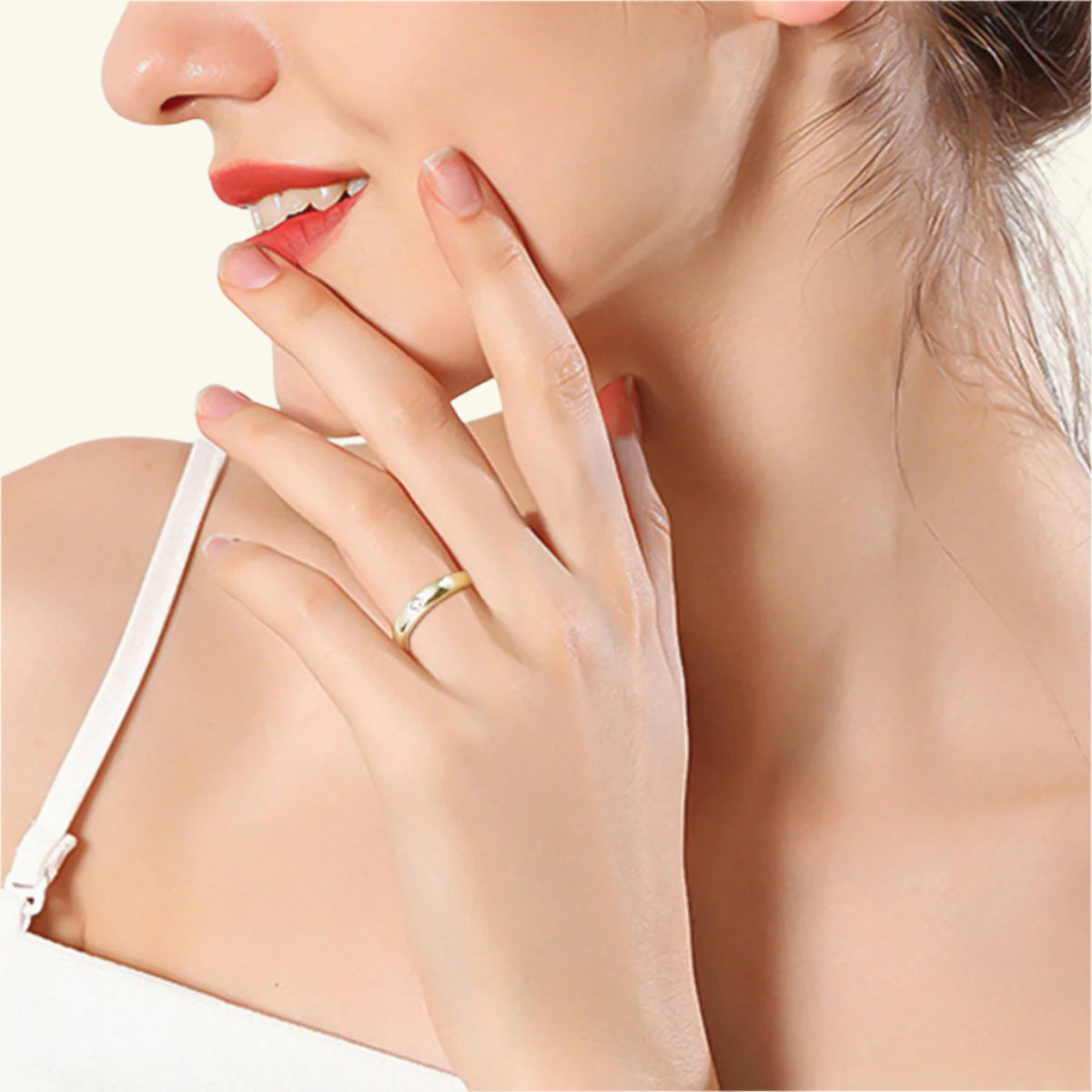 Moissanite Wedding Ring