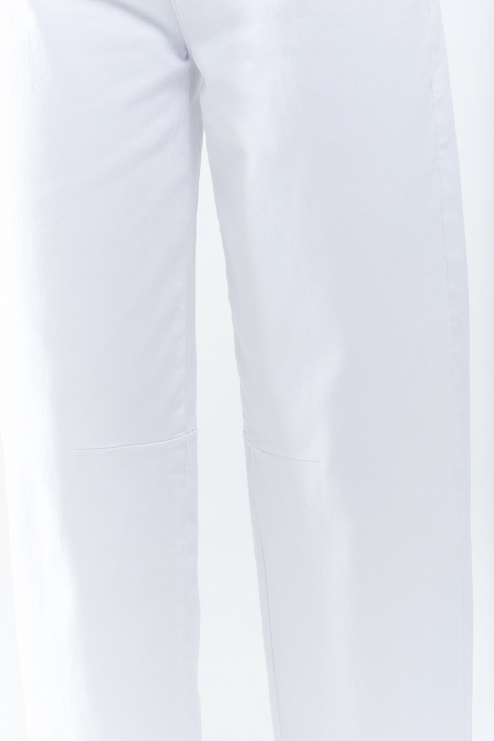 Comfortable Stretch Jeans with Barrel Leg in White