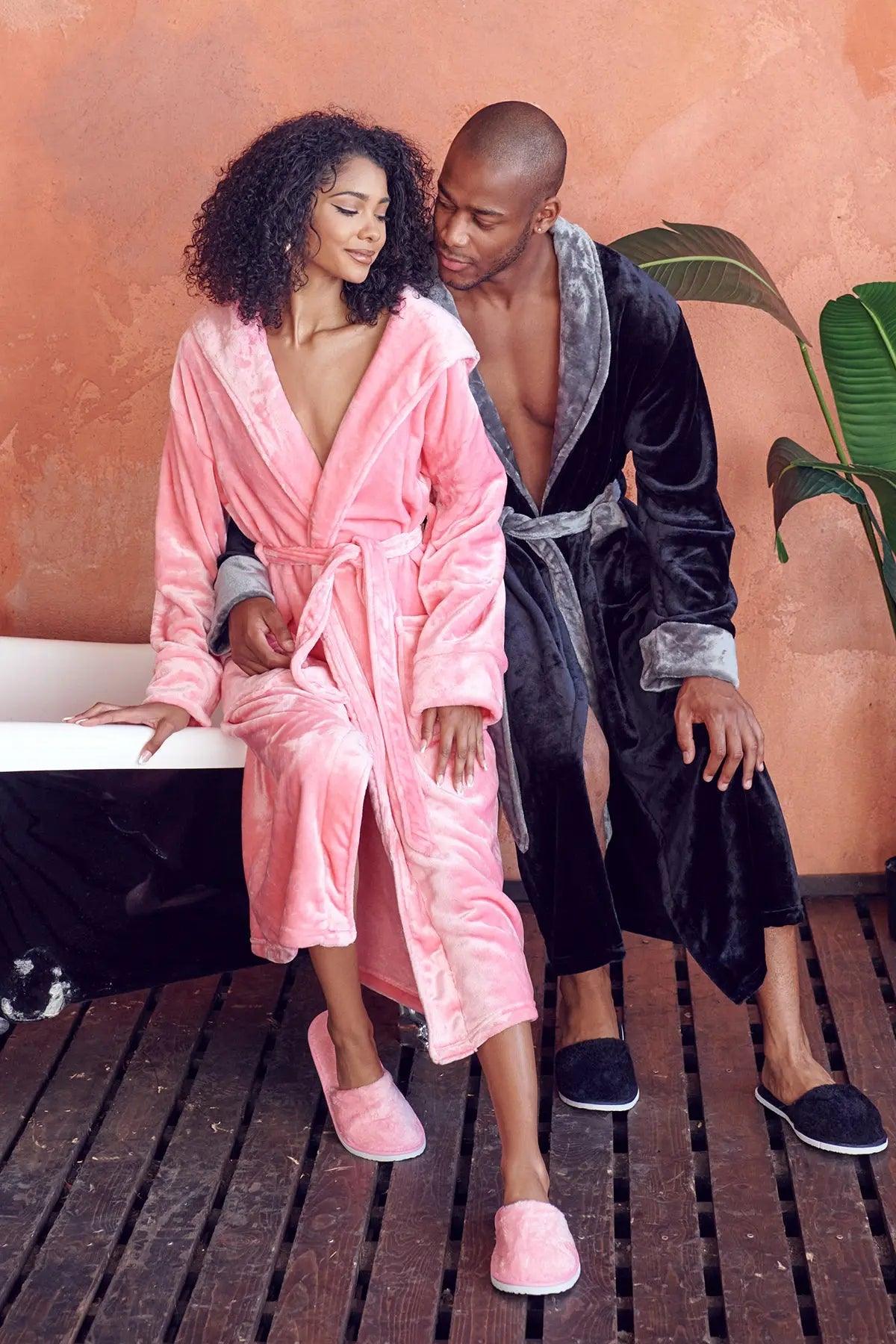 Women’s Plush Hooded Robe Spa-Worthy Comfort at Home