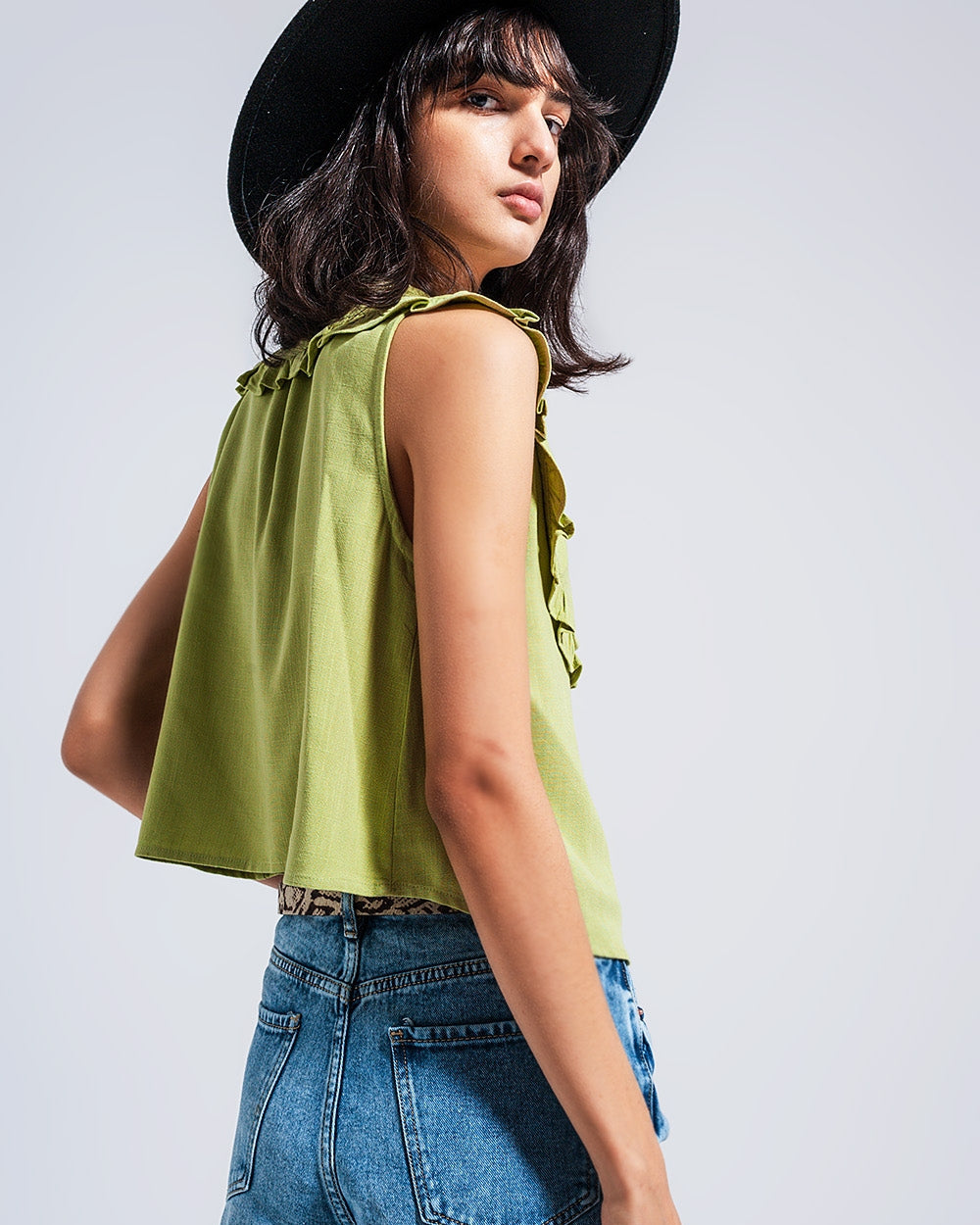 Crop Top with Bib Collar in Green