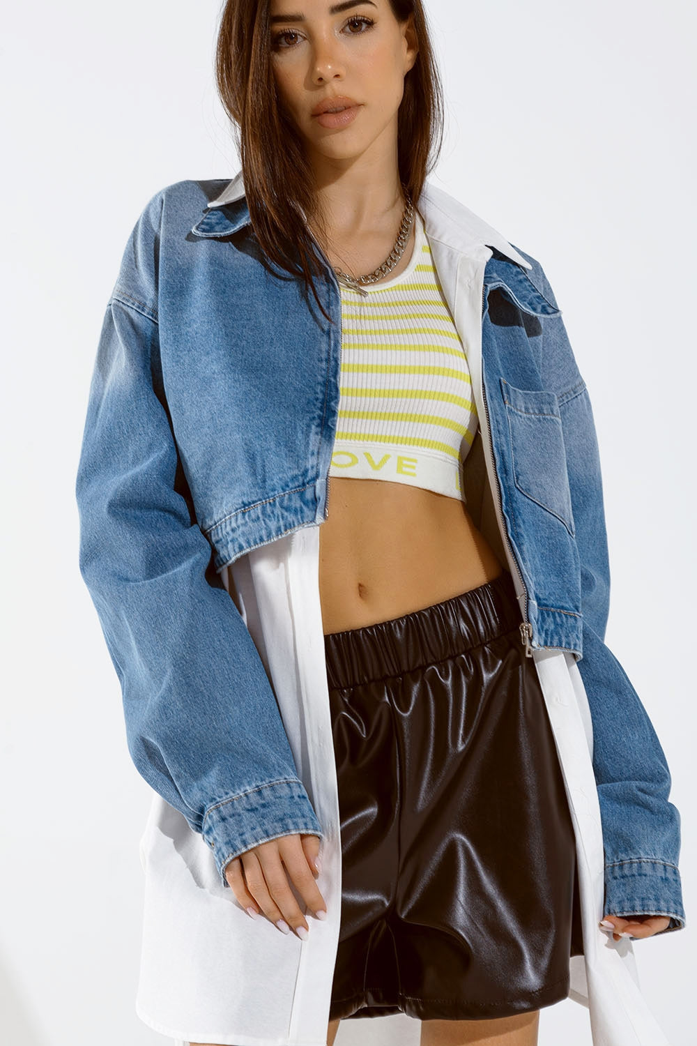 Cropped Denim Jacket with Zipper Closure and Hand Painted Print at the  Back