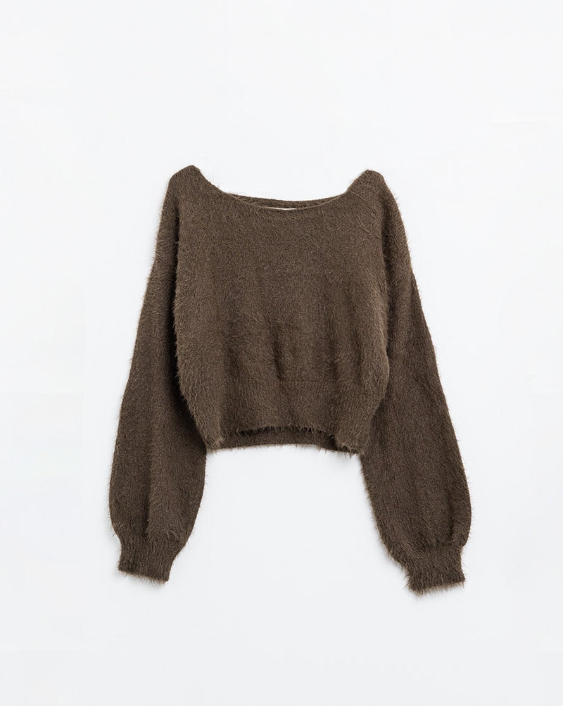 Cropped Fluffy Sweater in Brown Fitted at the Waist
