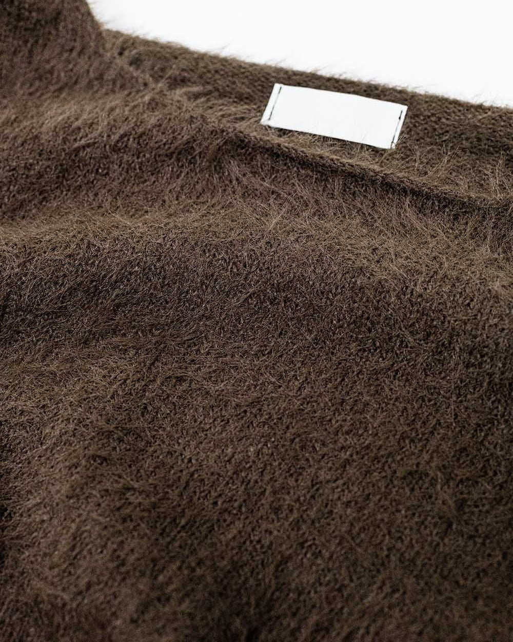 Cropped Fluffy Sweater in Brown Fitted at the Waist