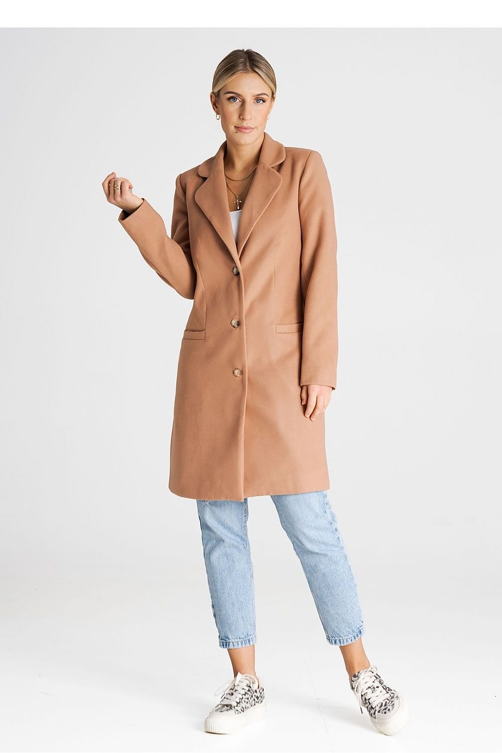 Knee Length Buttoned Coat