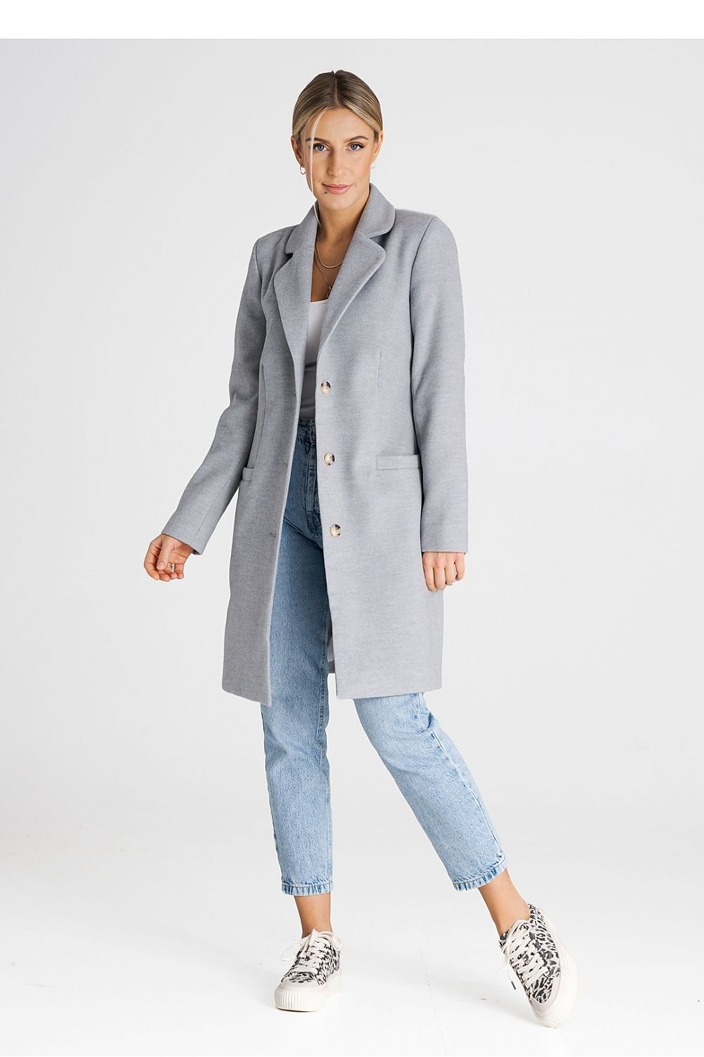 Knee Length Buttoned Coat