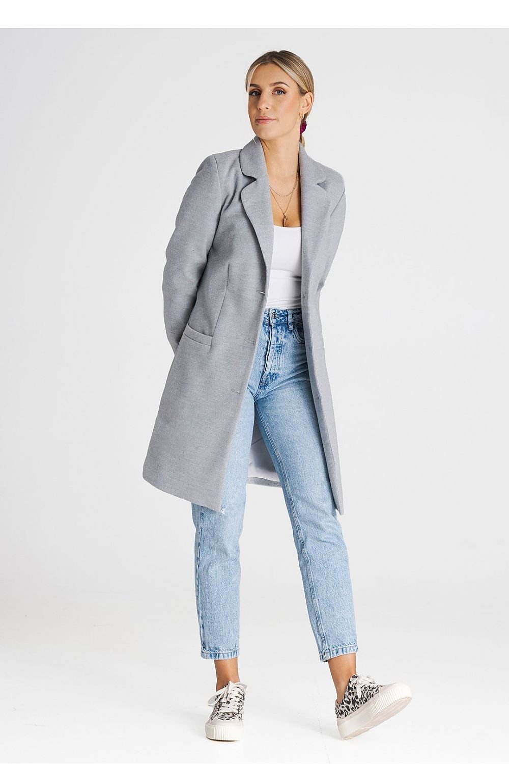 Knee Length Buttoned Coat