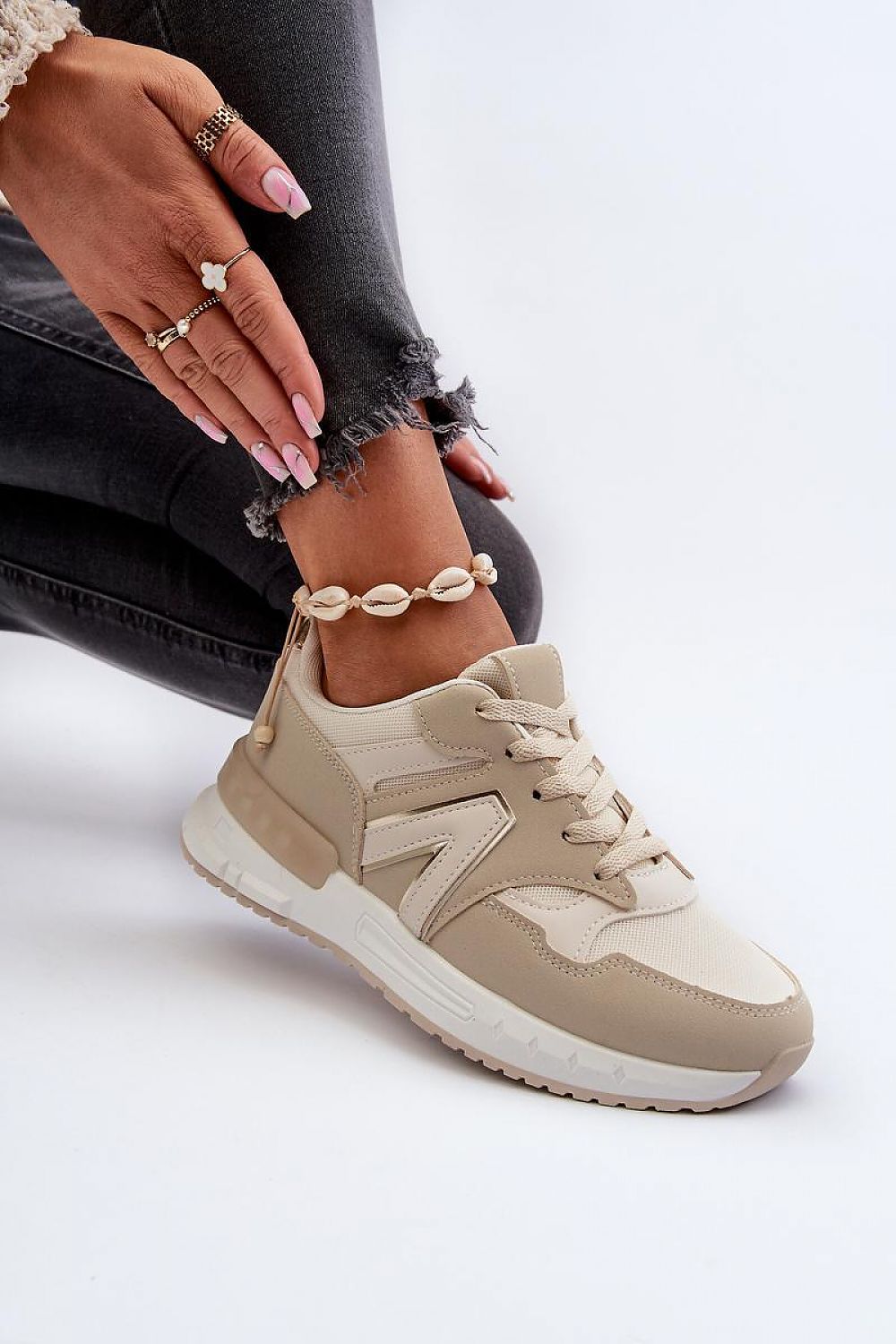 Women's Delicate Sneakers