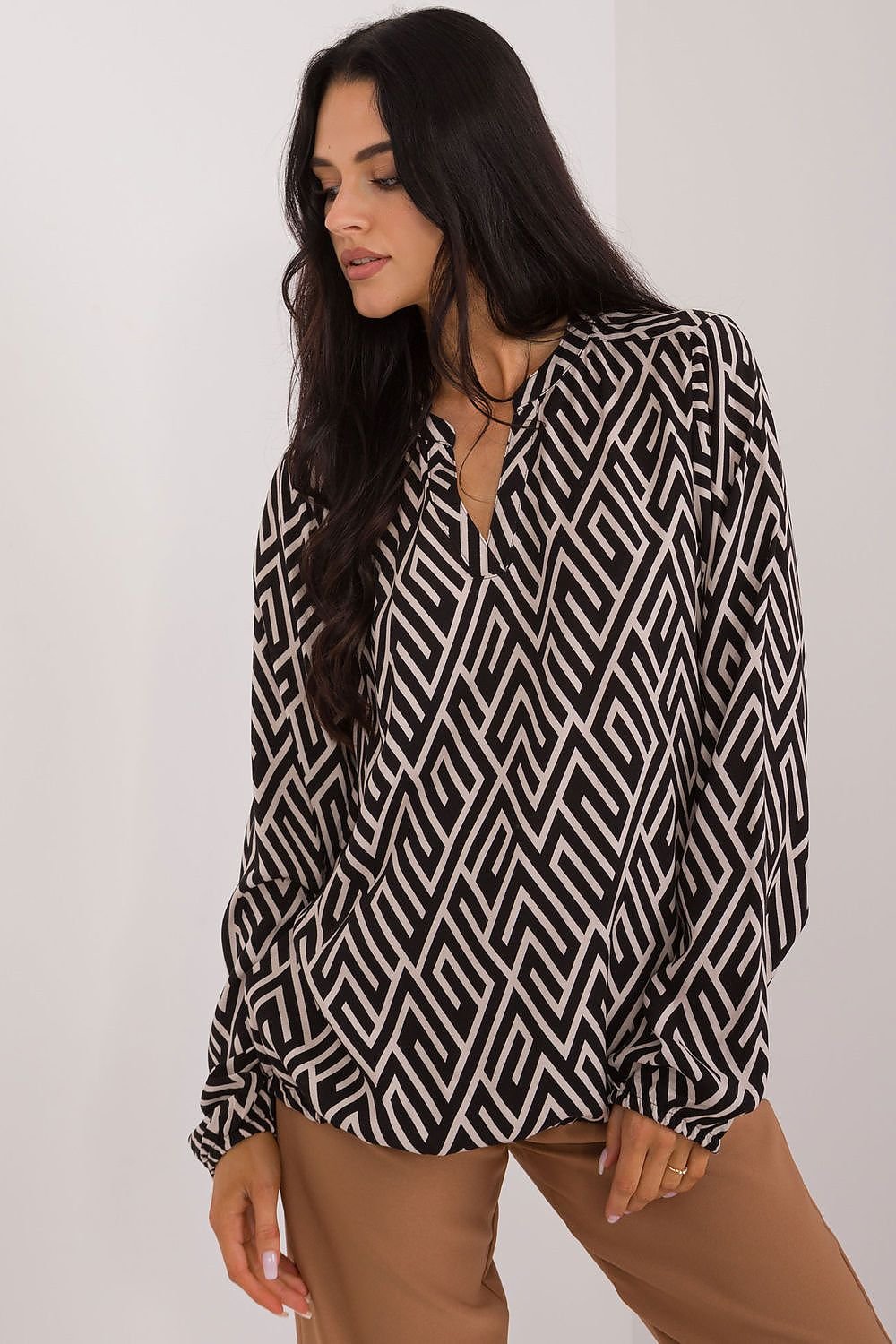 Geometric Pattern Long Sleeve Blouse