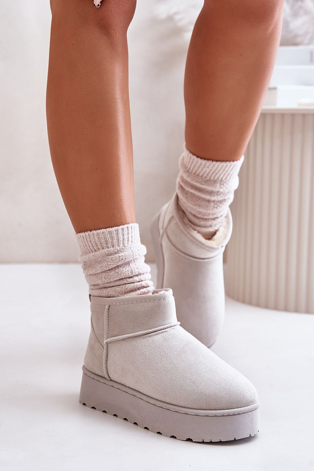 Low Upper Slip-On Snow Boots