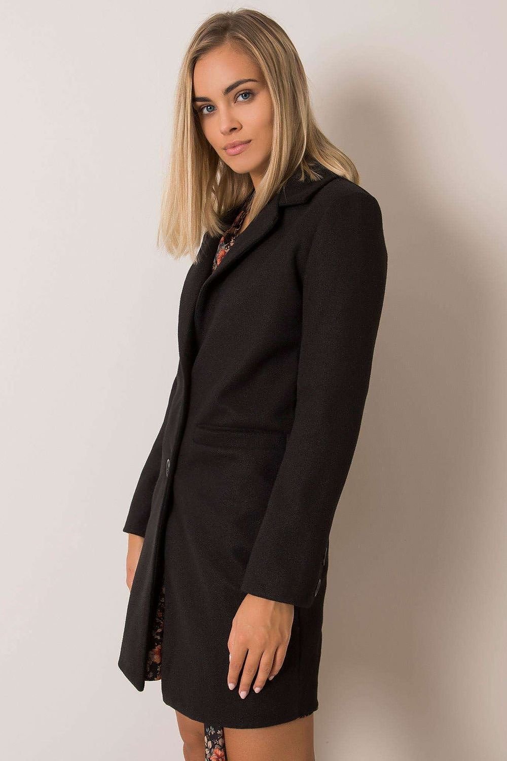 Single-Breasted Mid-Length Coat