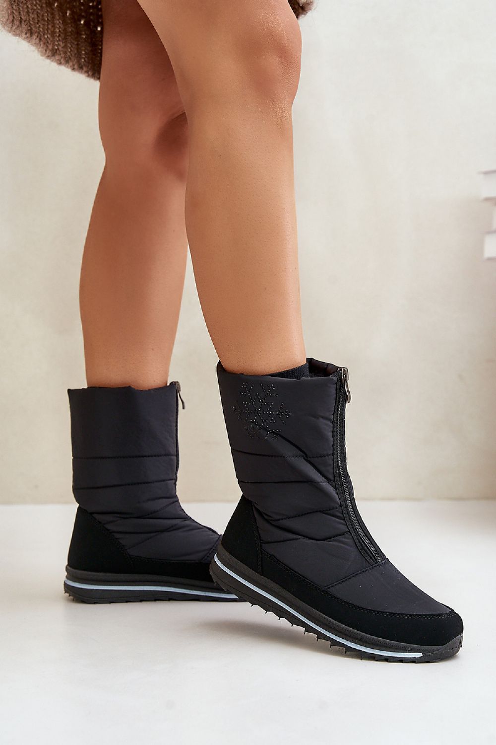 Front Zip Snow Boots Black