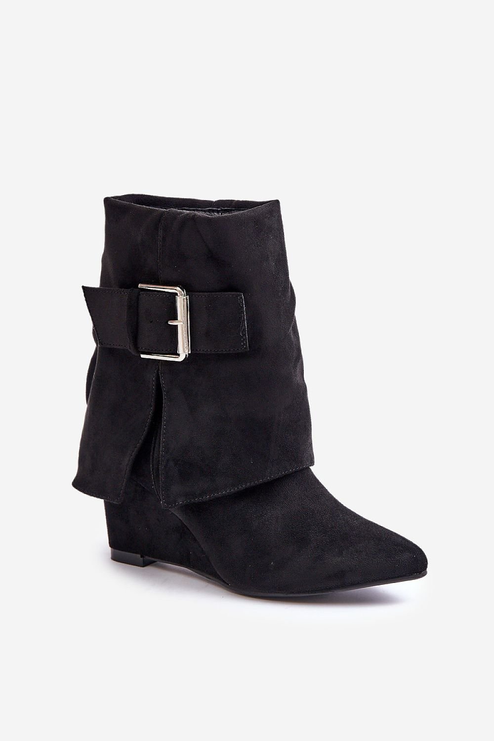 Pointed Toe Buskin Boots