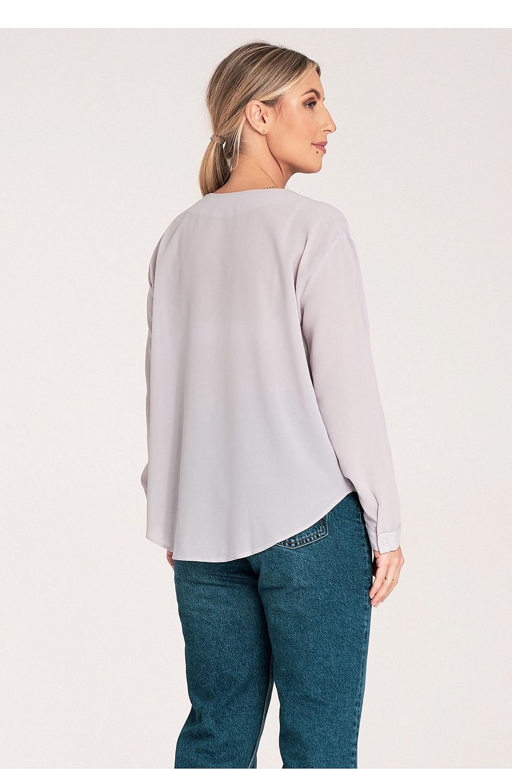 Long Sleeve V-Neck Buttoned Blouse