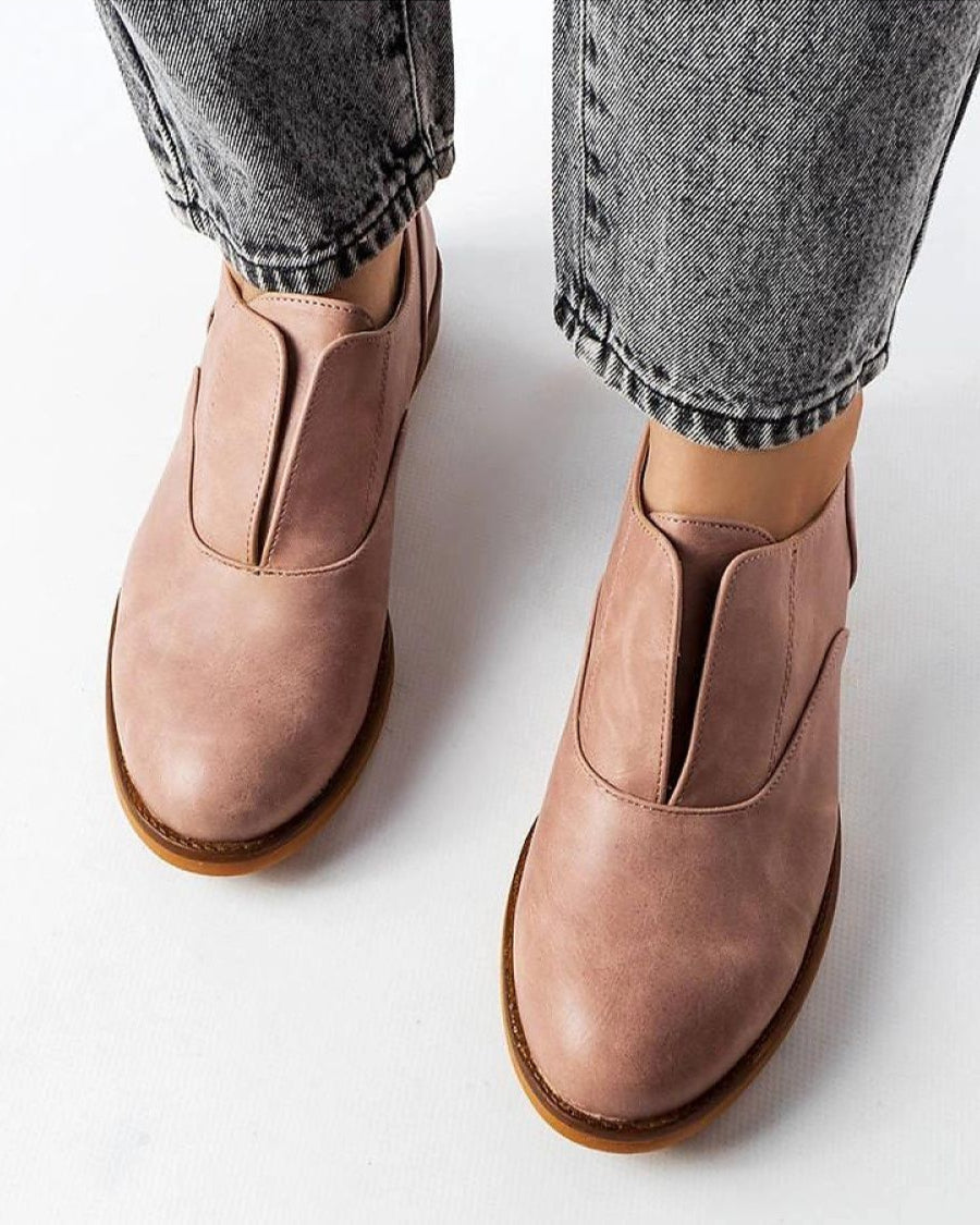  Low Shoes model 207055 Solea 