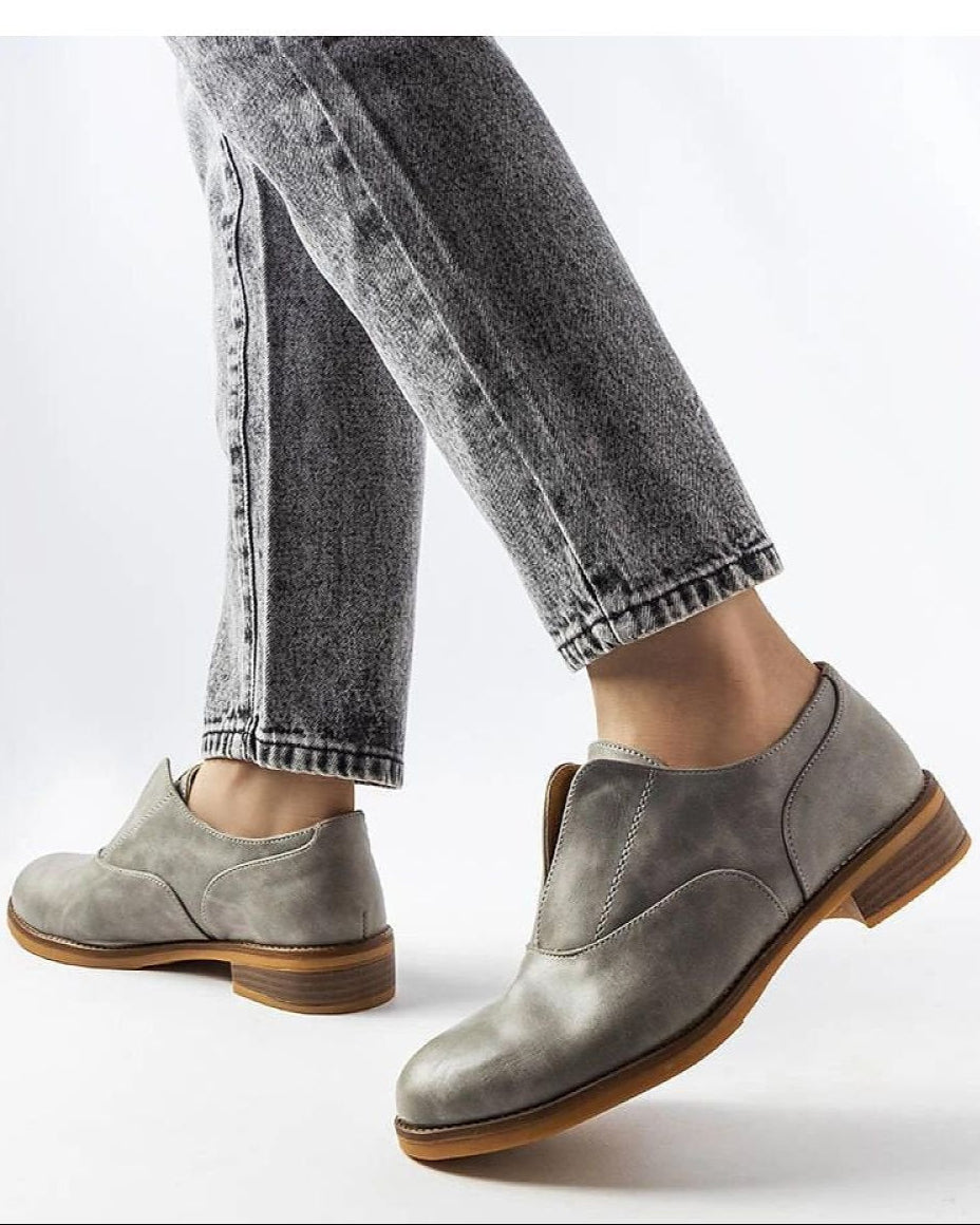  Low Shoes model 207059 Solea 