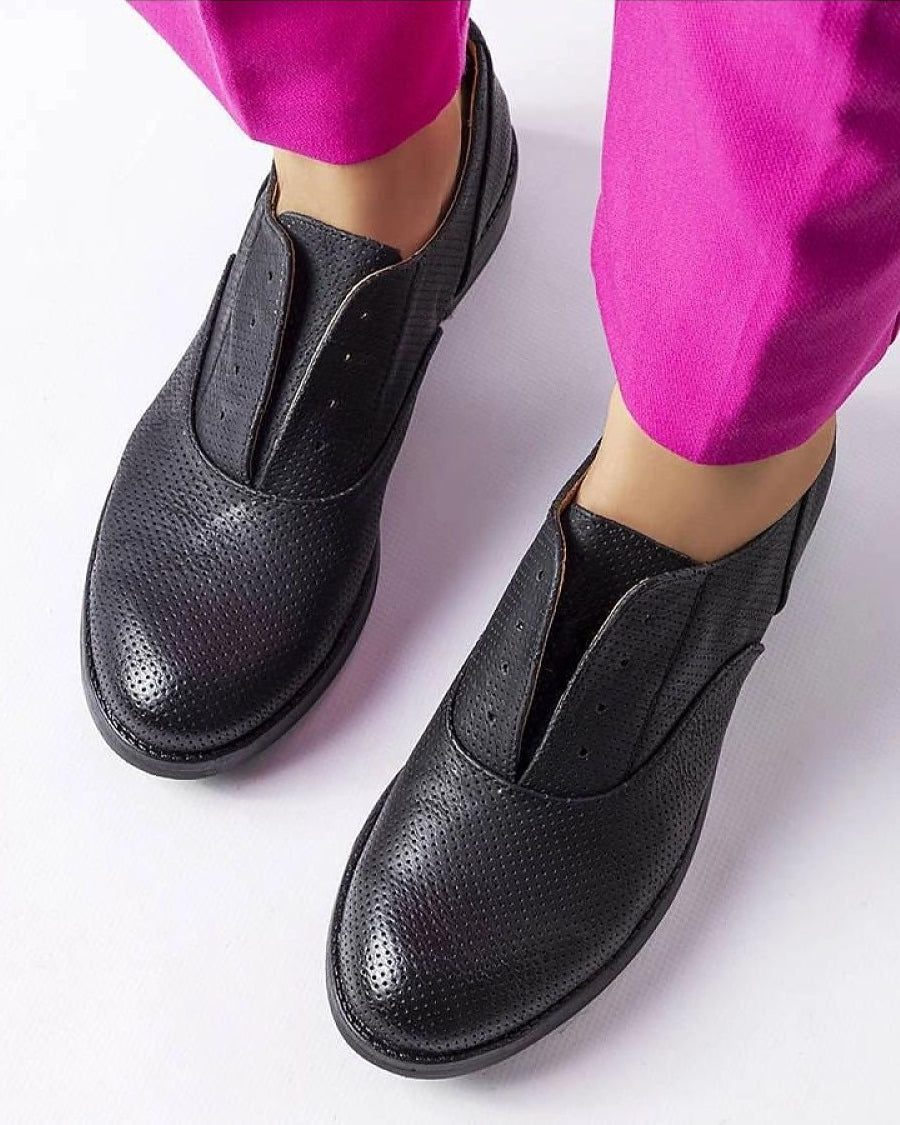  Low Shoes model 207083 Solea 