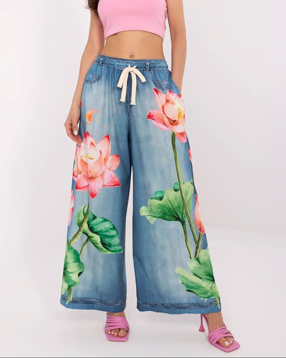  Women trousers model 210031 Italy Moda 