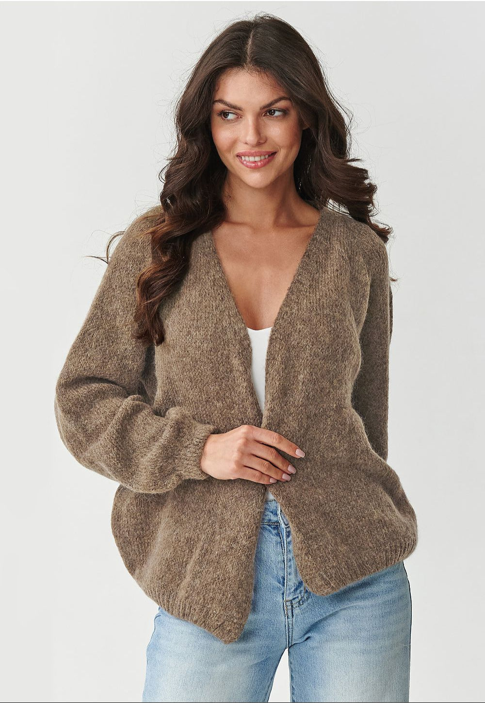  Cardigan model 217365 Makadamia 