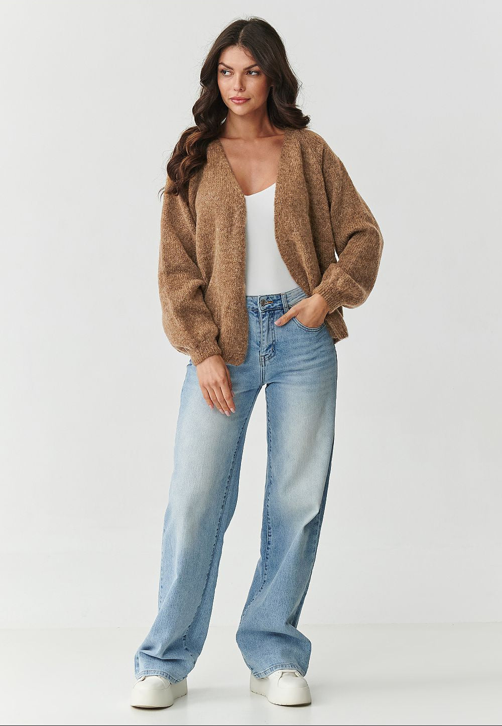  Cardigan model 217366 Makadamia 