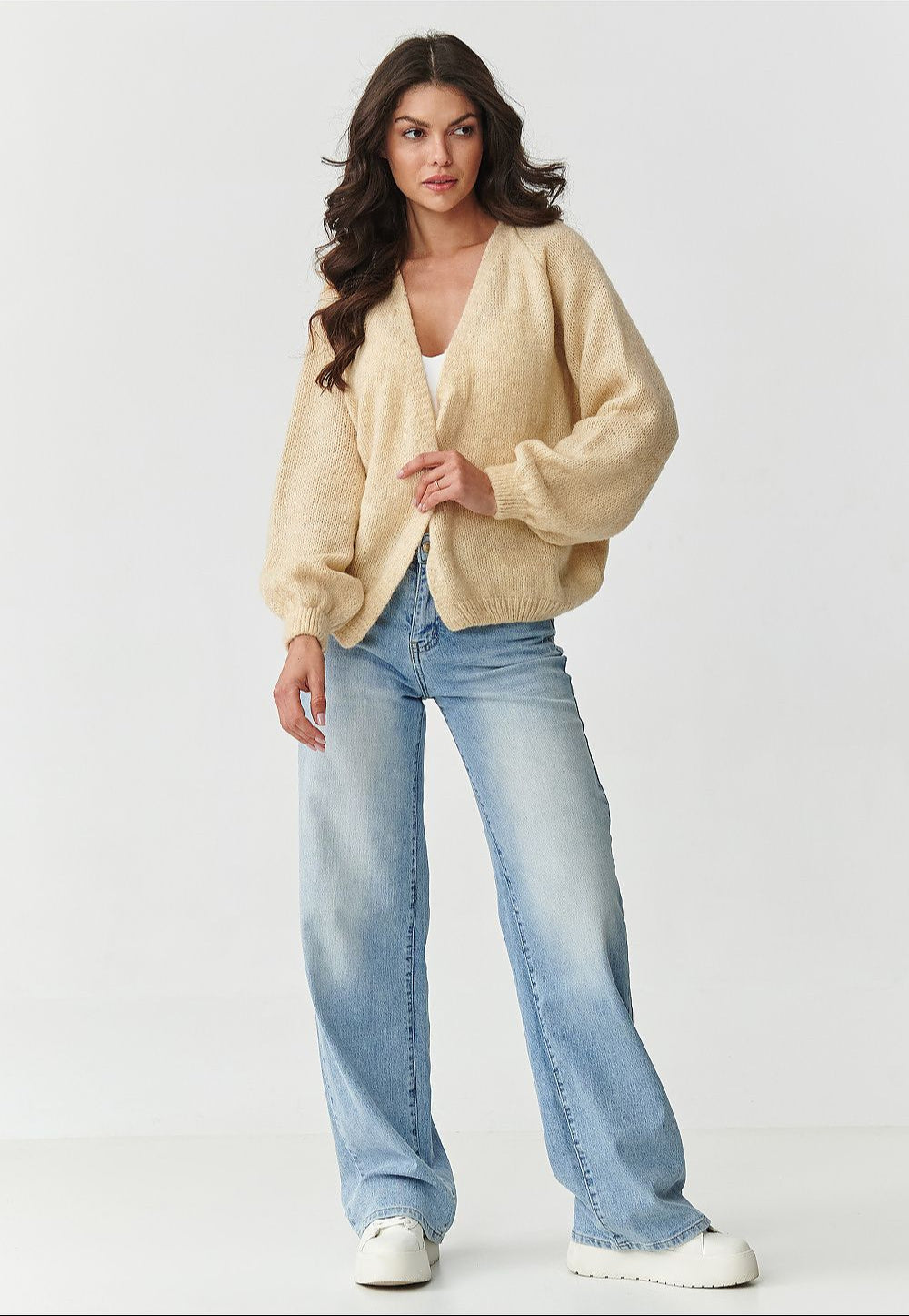  Cardigan model 217372 Makadamia 