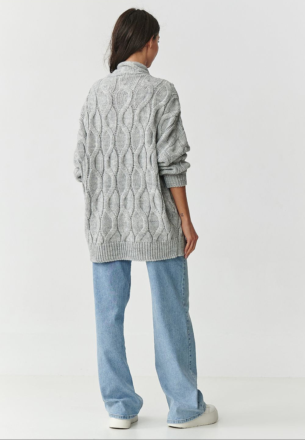  Cardigan model 217410 Makadamia 