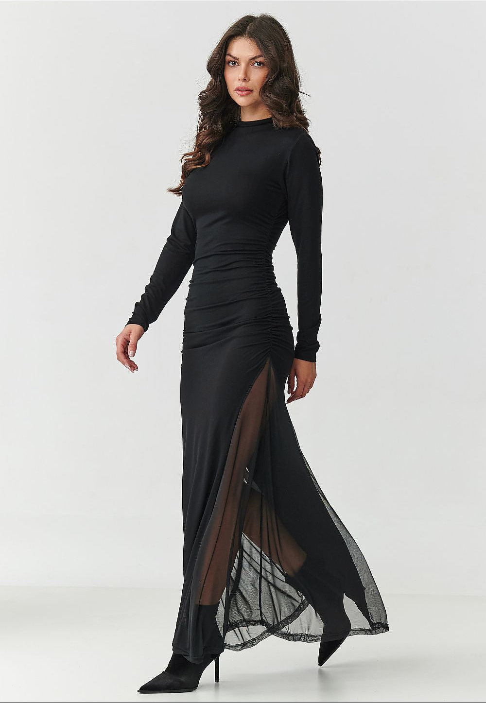  Long dress model 218109 Makadamia 