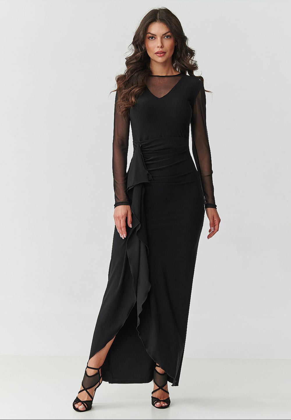  Long dress model 218110 Makadamia 