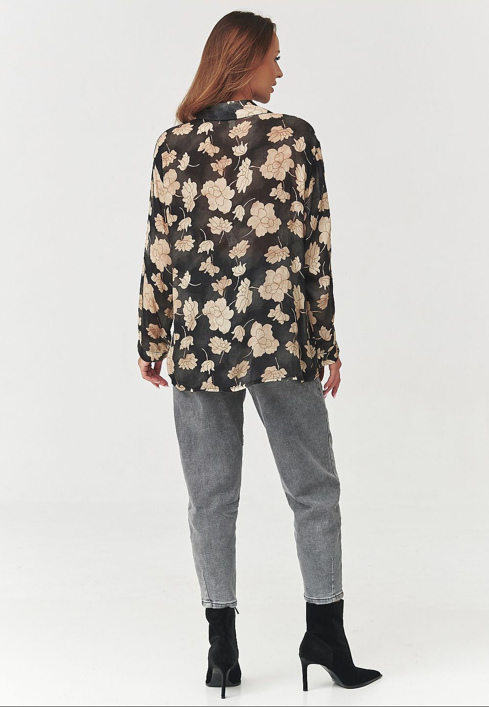  Long sleeve shirt model 219729 Makadamia 