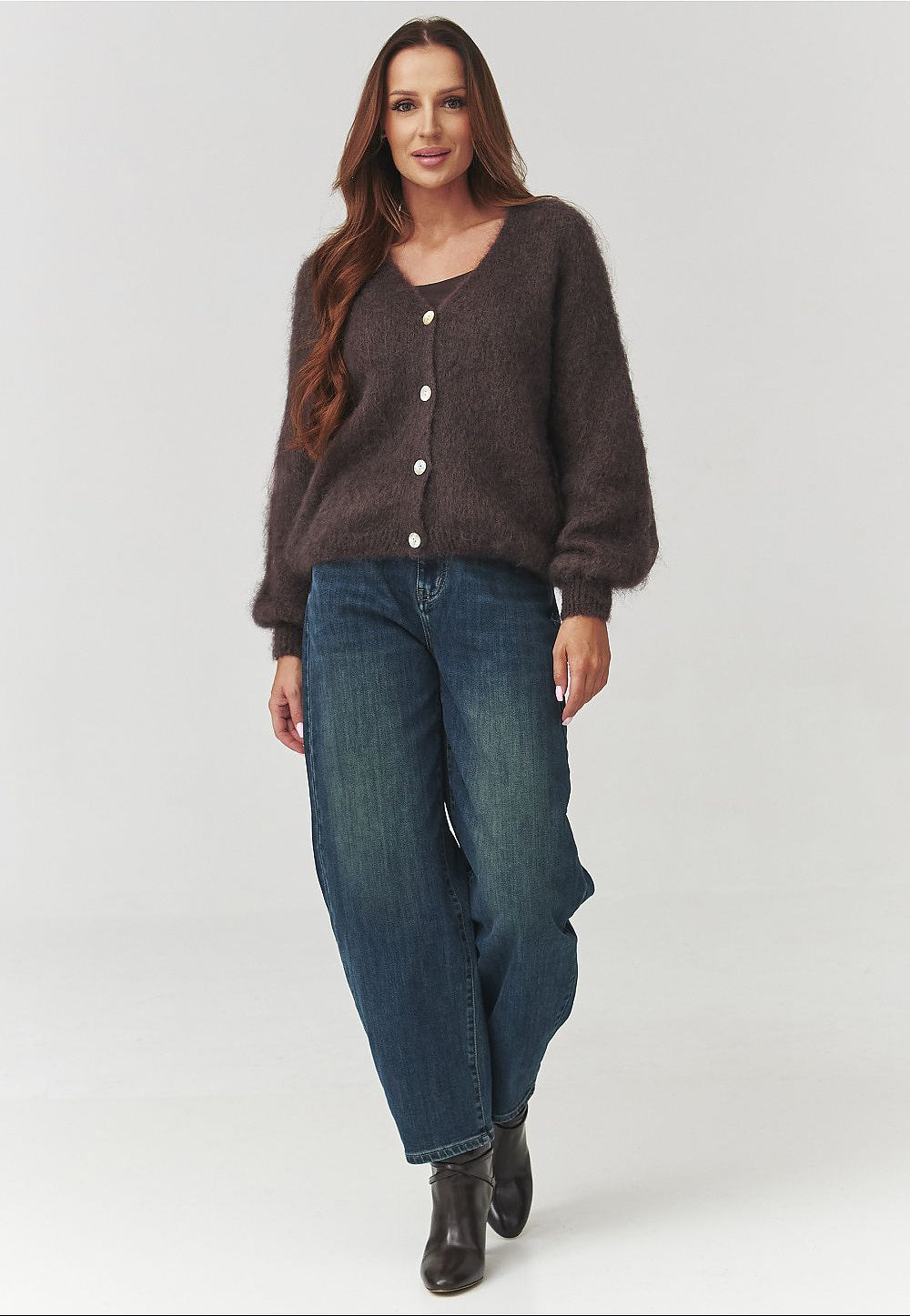  Cardigan model 219736 Makadamia 