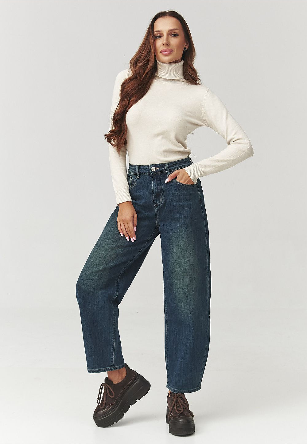  Turtleneck model 219739 Makadamia 