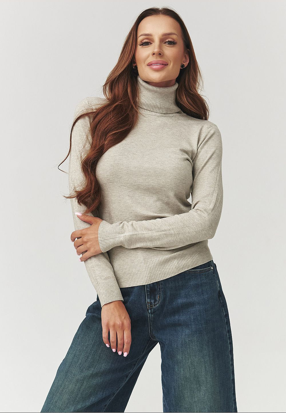  Turtleneck model 219740 Makadamia 