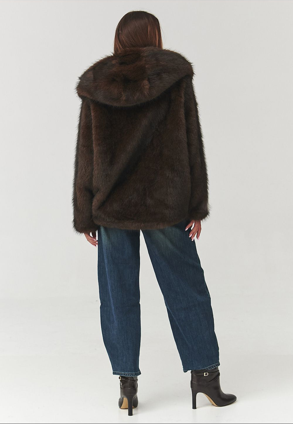  Jacket model 219747 Makadamia 