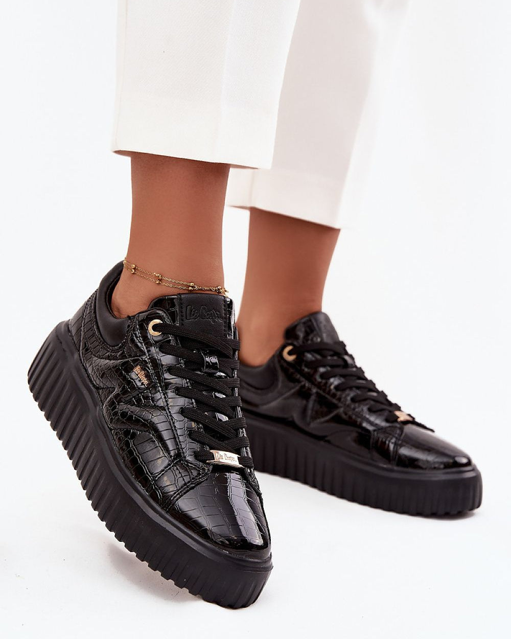  Sport Shoes model 222980 Step in style 