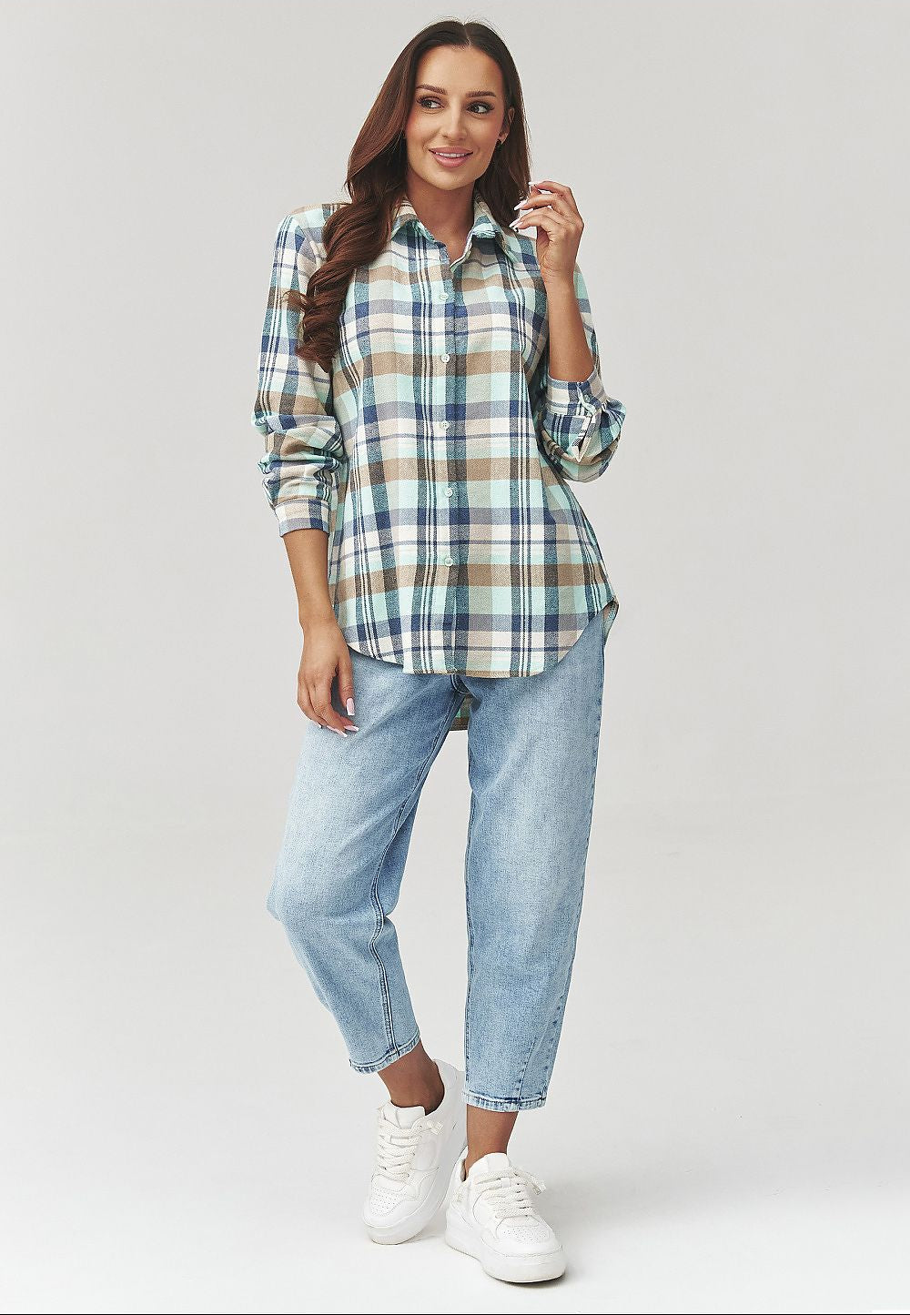 Long sleeve shirt model 223228 Makadamia 