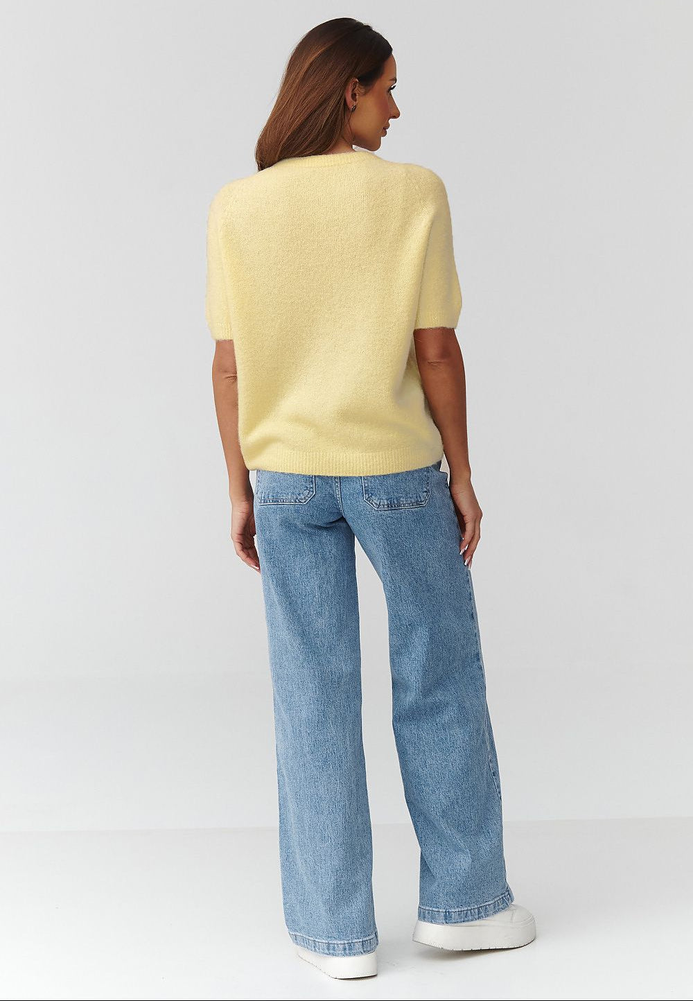  Short sleeve sweater model 224077 Makadamia 