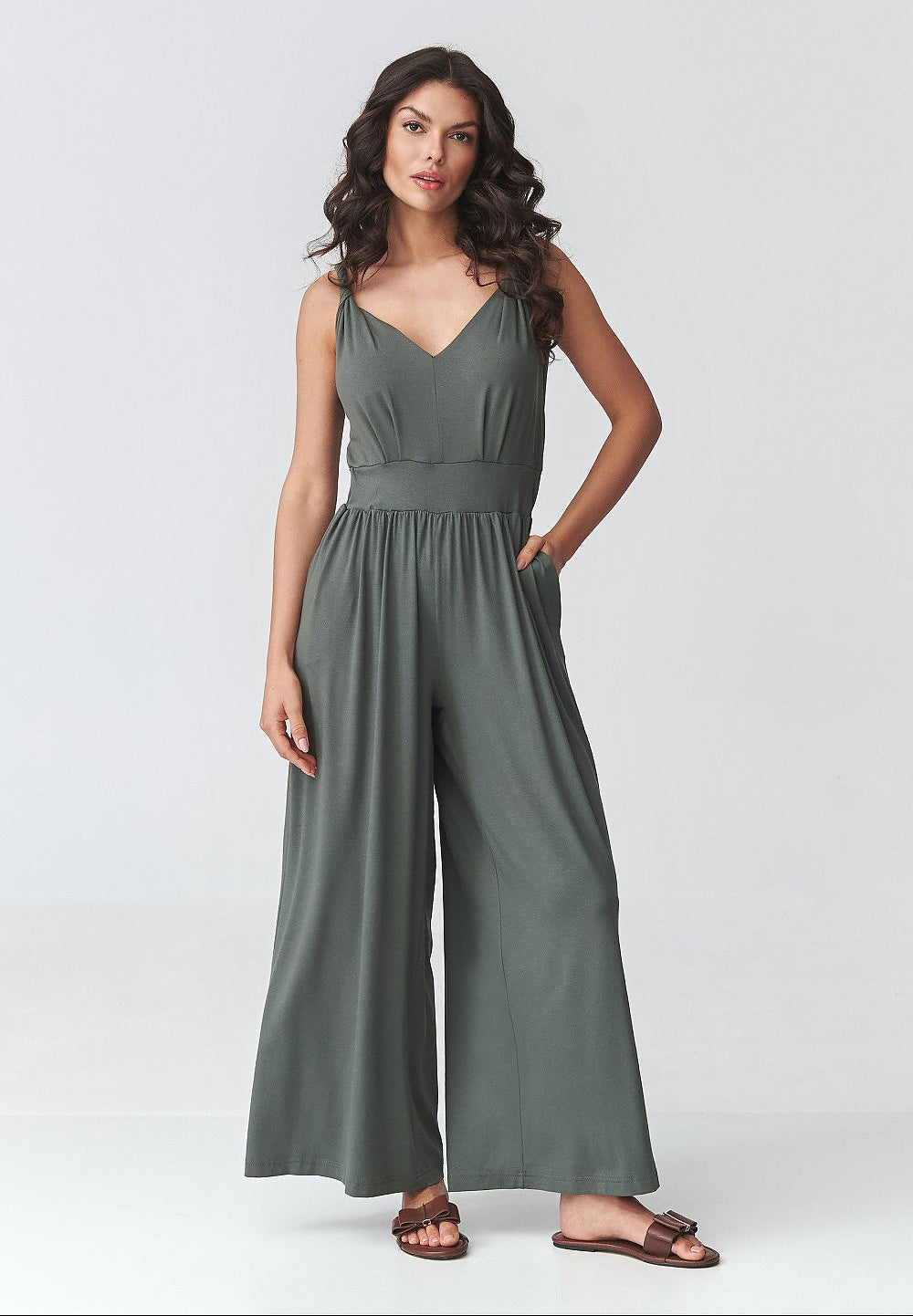  Suit model 225660 Makadamia 